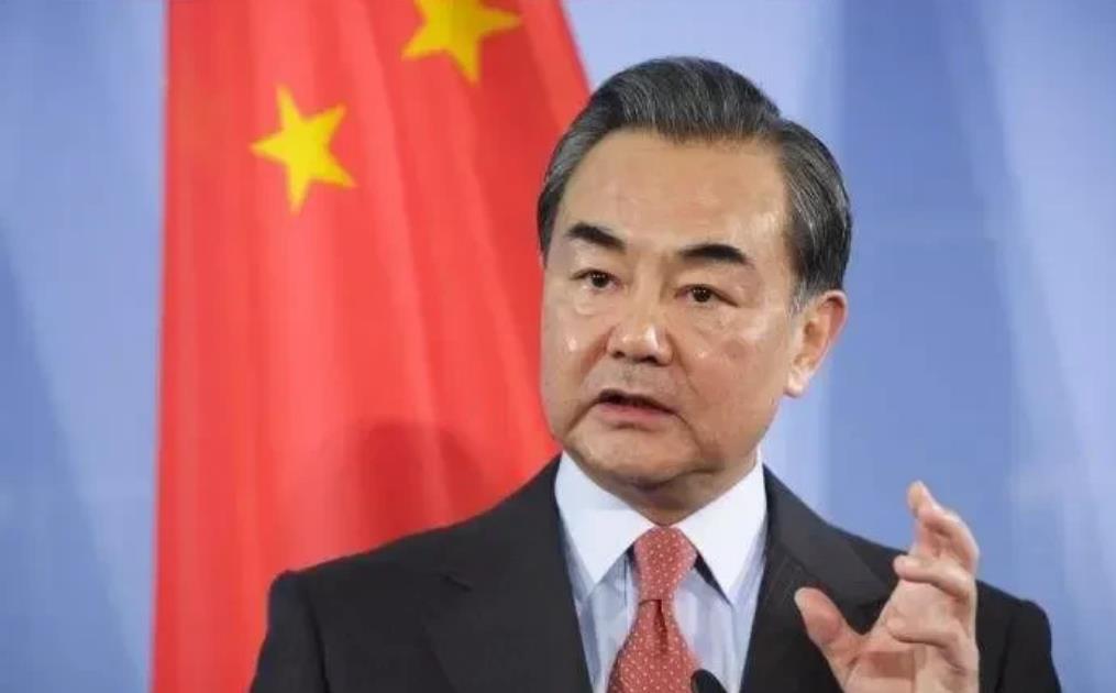 王毅外长与美国国务卿鲁比奥在吉隆坡会晤了，特朗普访华机率又增加两成。还有，鲁比奥