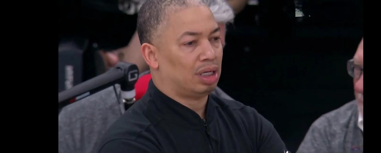 今天NBA消息，比尔被太阳买断后，加盟快船，2年1100万，快船接下来就是想搞事