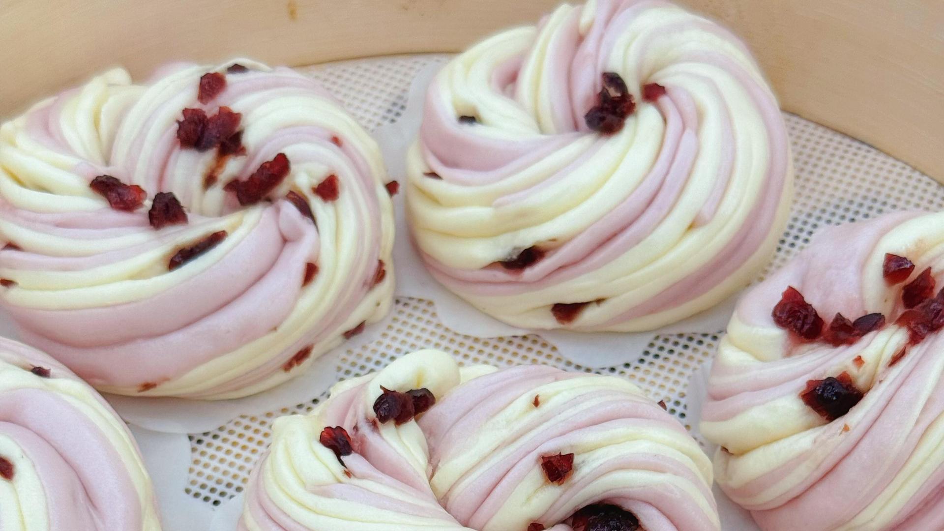 蔓越莓花卷的保姆级教程！一场舌尖上的诗意浪漫之旅！