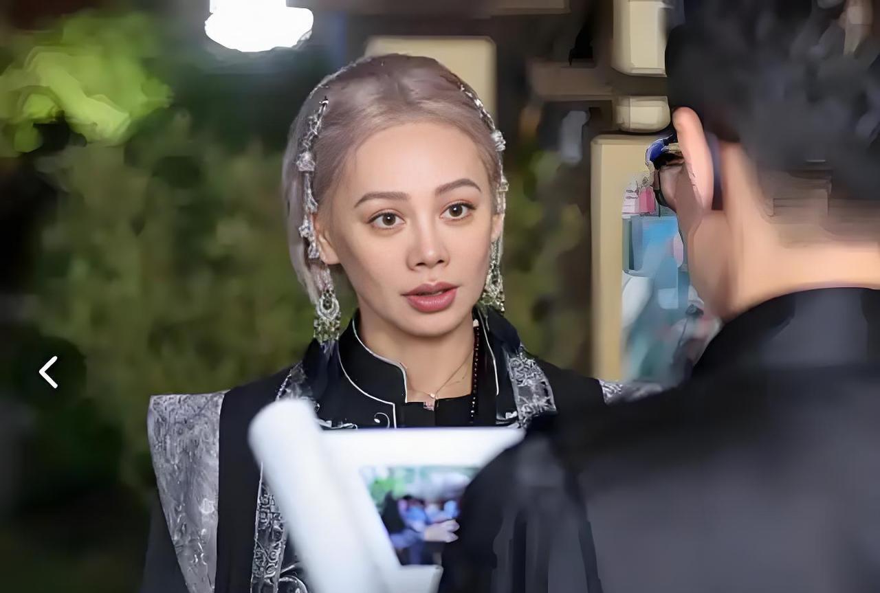 好奇汪峰这一辈子，
最后归宿到底会是哪位姑娘？
连章子怡生了两个孩子都把握不住的