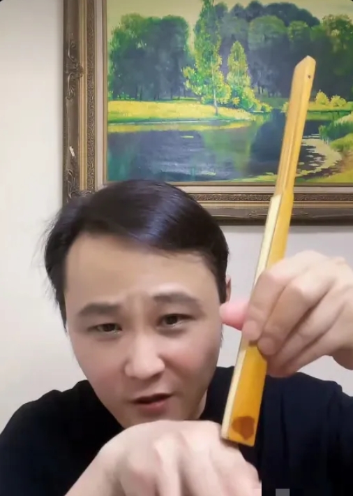 闫云达要直播说相声，他能像曹云金一样成功翻身吗？

闫云达在直播中放出重大消息，