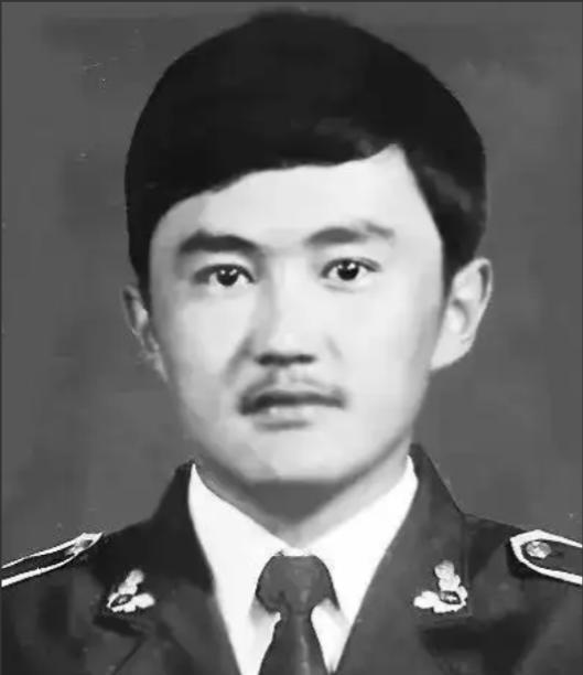 1994年，哈萨克族民警赛尔江吃完晚饭对妻子说“你今天做的饭特别香”，当时他妻子