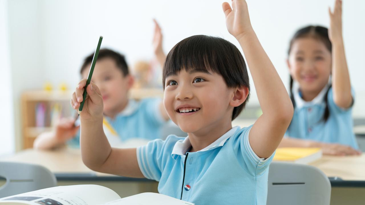 越来越多的“学校人”出现，家长干着急，想改变却没有头绪