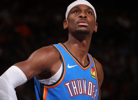 雷霆100-87战胜独行侠。
本场比赛，亚历山大得到30分4篮板5助攻。
赛后，