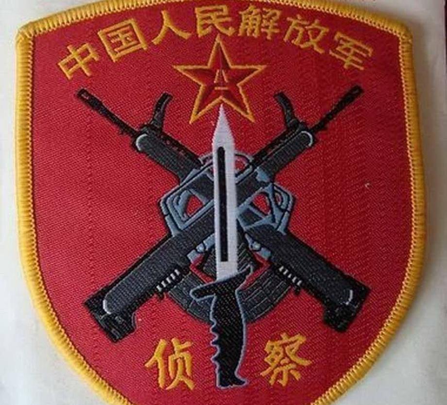 33年前，接新兵的军用卡车上，接兵干部看我个头还行，问我有没有练过武术？
#军侦