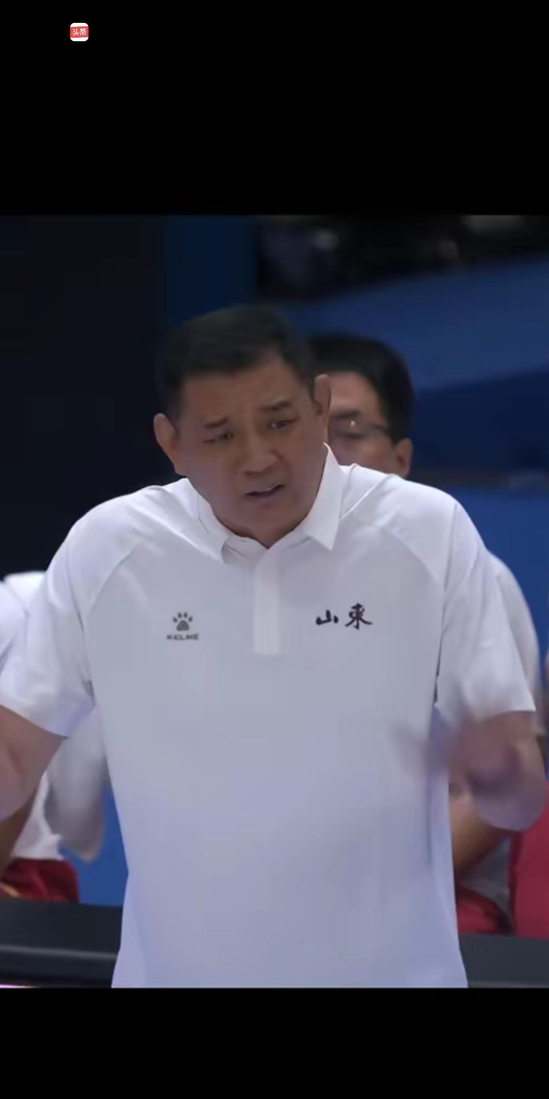 巩晓彬作为一个老江湖，还是太自信自己能镇得住裁判，临场指挥上也是不足。对于大比分