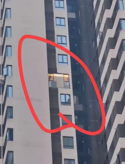 这家不是狠，就是有背景！