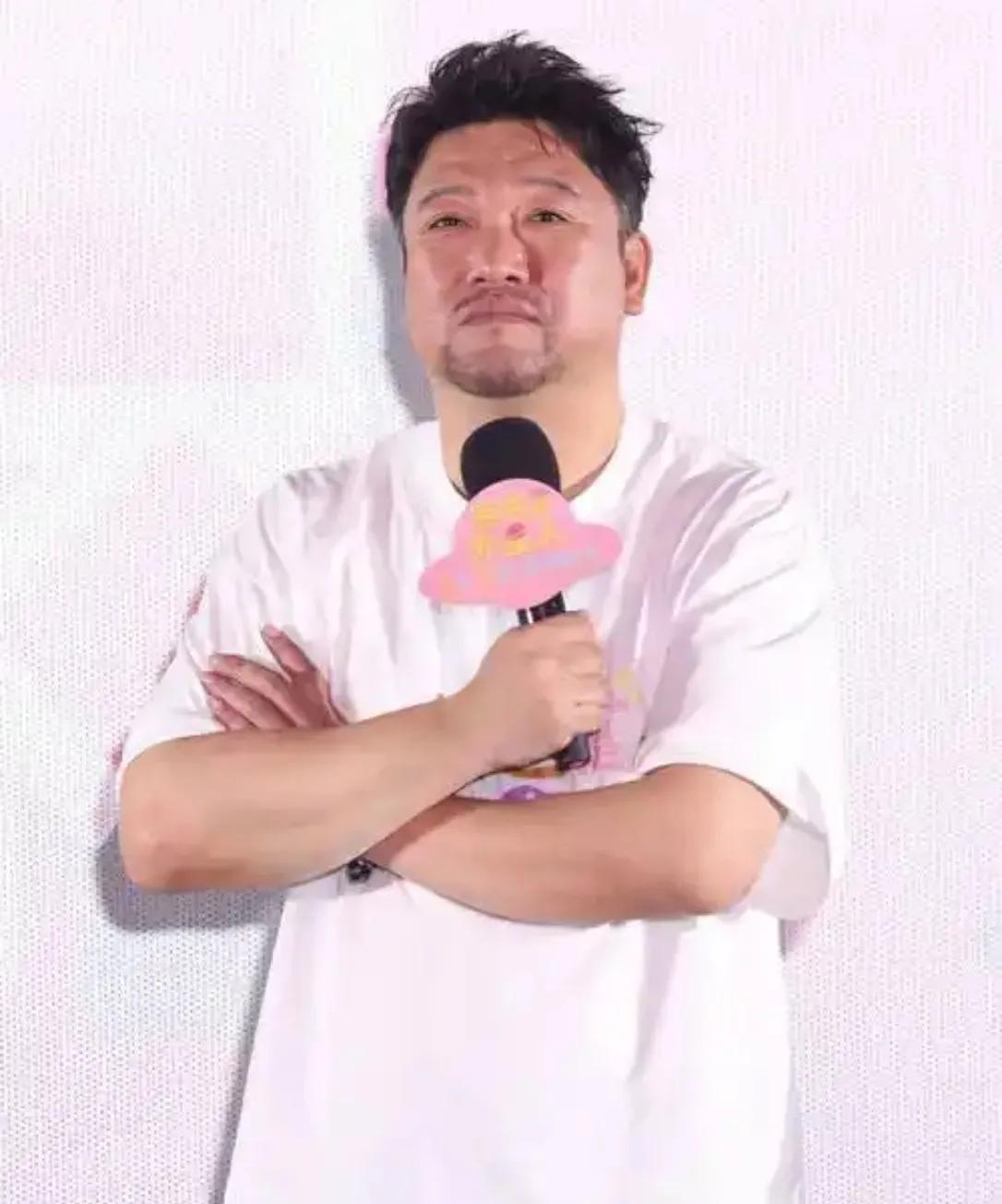 #内娱多位男明星减肥成功# 贾冰瘦身成功的消息出来后，有网友盘点了内娱瘦身成功的