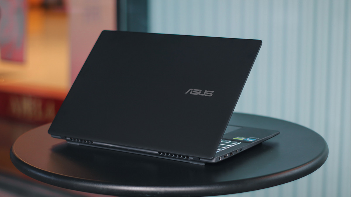 华硕无畏Pro16 2025搭载高能独显、高刷大屏、高效AI，到手6399元起