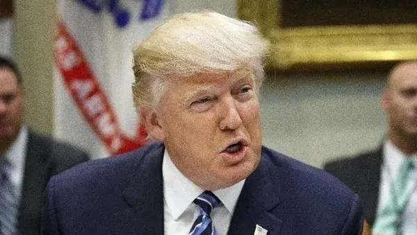 特朗普现在又吵着要取消中国关税了，不过他附加了一个条件，就是让中国对美国开放市场
