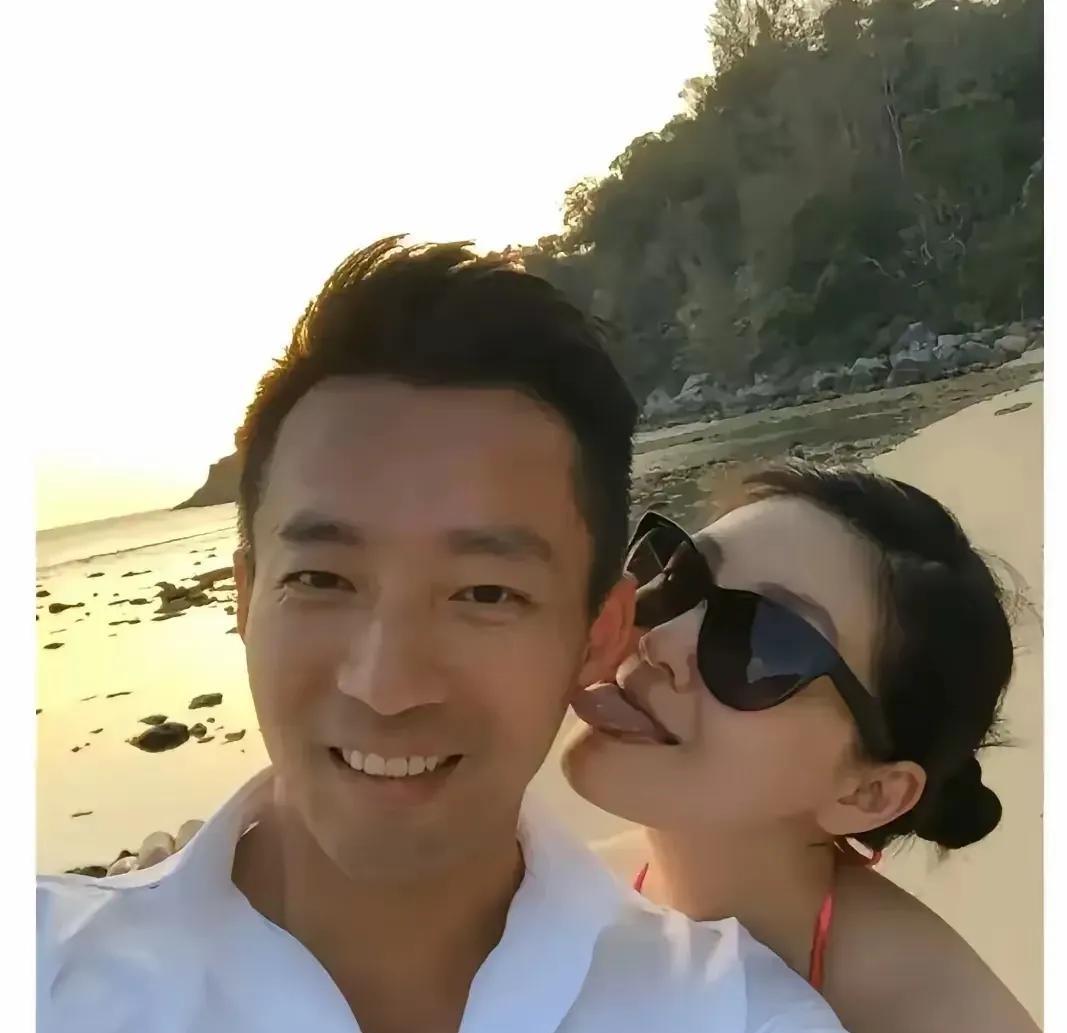 刚开始看到大S与汪小菲结婚，就知道他们不可能一起走到老。
汪小菲正直壮年，怎么可