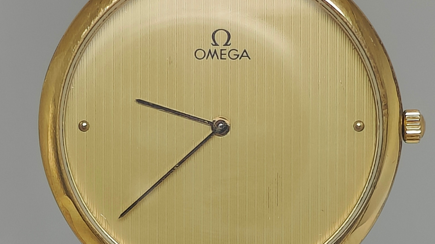 瑞士OMEGA碟飞系列石英表，32.5mm小表径，复古优雅！