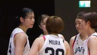 喜报来了！中国女篮逆袭！刘禹彤领衔战胜日本，75-70晋级四强！