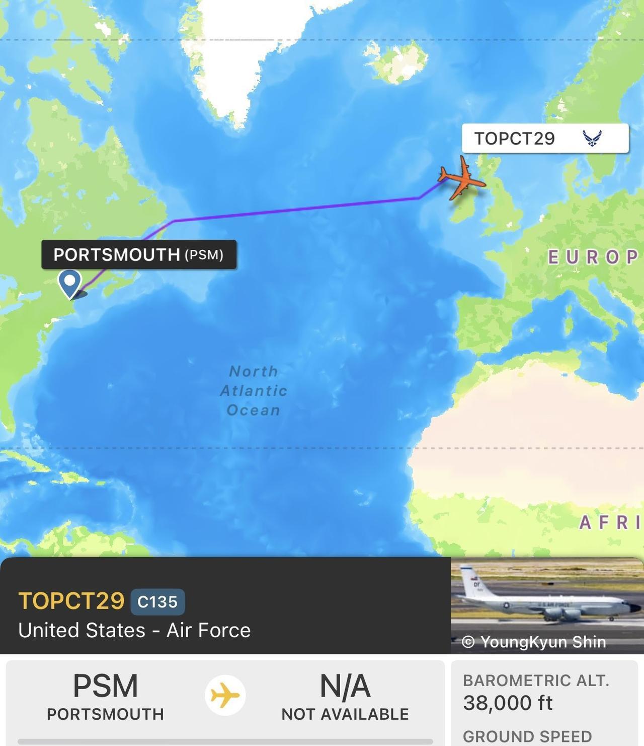 今晚，美国空军仅有的两架TC-135W侦察机之一，编号62-4129，已飞越大西