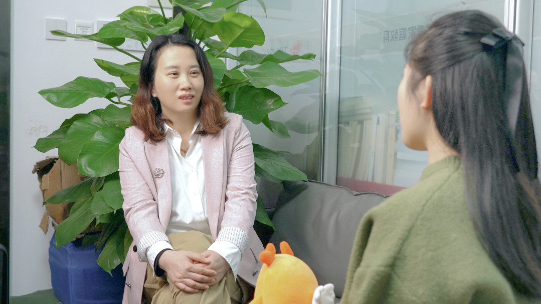 婚姻感情困境：除了分手，凑合过，还有没有第三种选择？