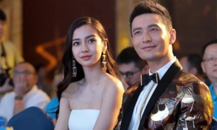 杨颖和黄晓明没离婚前，曾被何炅问道：“你最受不了黄晓明的一个怪癖是什么？”杨颖直