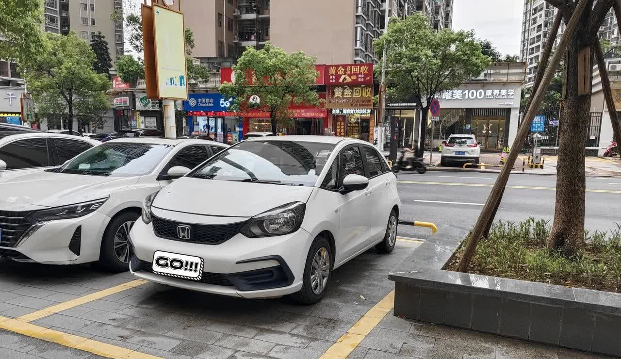 第1次租车租的是飞度，跑高速跑了500公里，来回加了230元油费，朋友们这油耗正