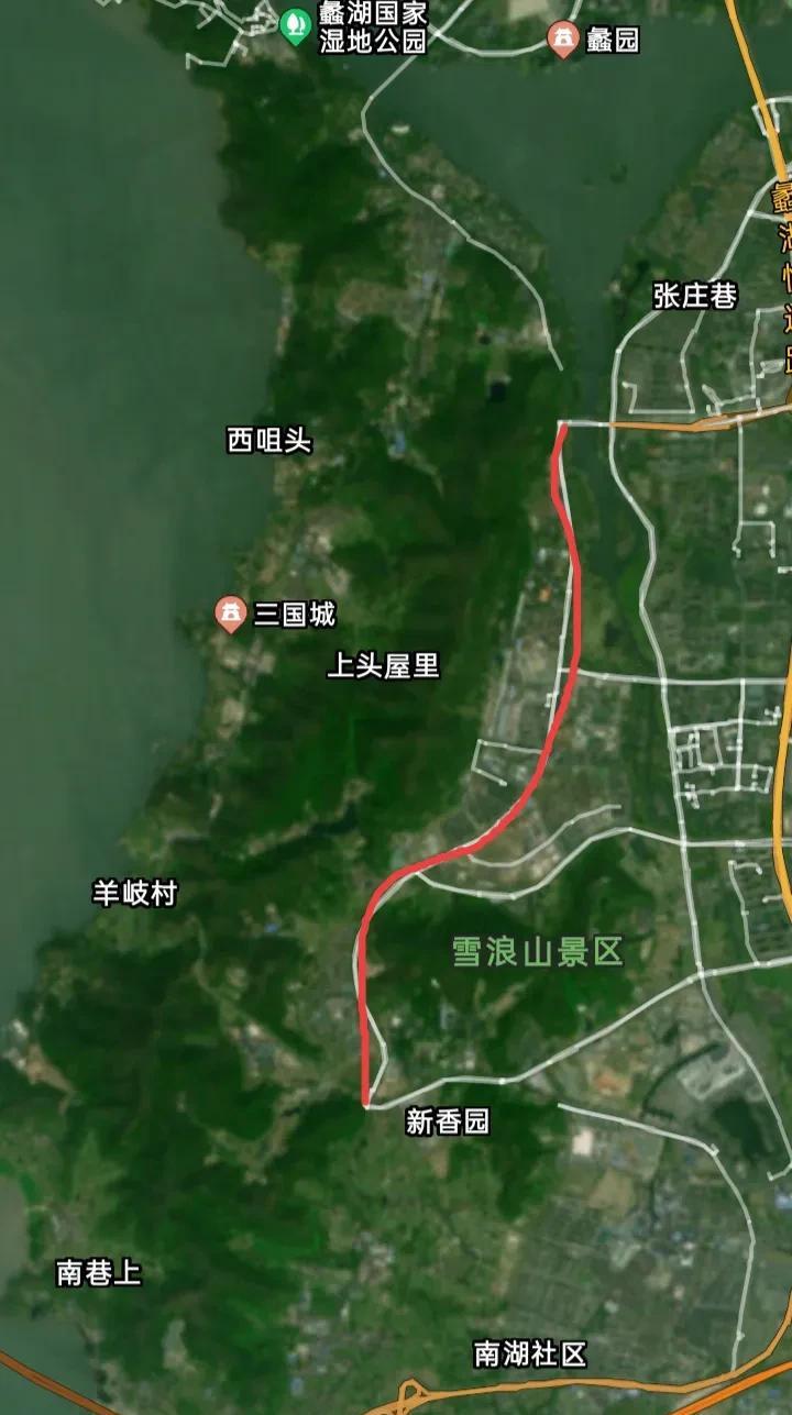 山水东路科创谷，无锡市区创新高地。无锡市滨湖区再发力招引布局更多优质大院大所项目