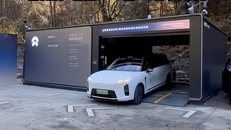 ES6增换购用户近半数来自BBA？试驾后才懂了豪车用户们的选择