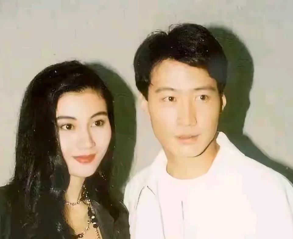 香港娱乐圈最大的遗憾，就是李嘉欣和黎明没能走到一起，他们俩没有在一起绝定能成为香