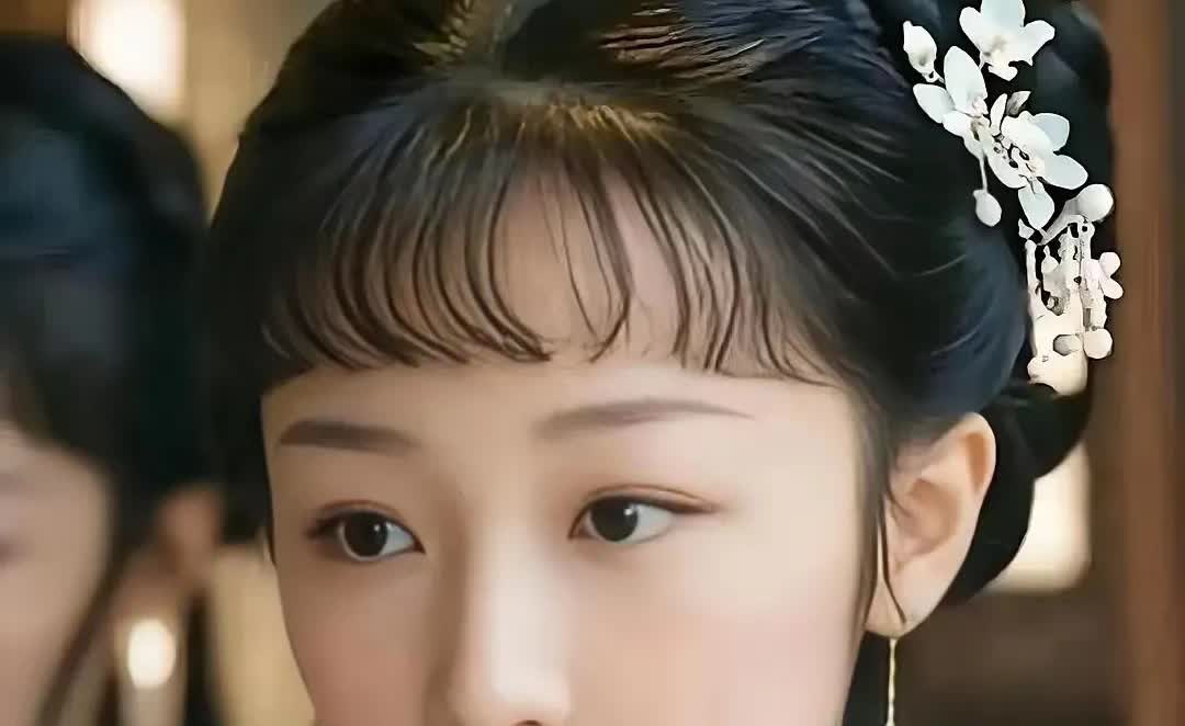 这是周冬雨版的林黛玉演
大家觉得怎么样？
虽然我并不喜欢周冬雨
但是我觉得