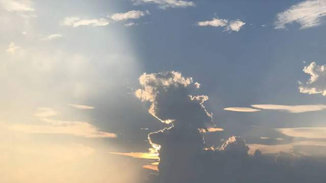 账上1亿担保14亿，美克家居押注 AI 能翻盘吗？