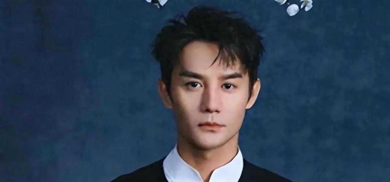 演员王凯高票当选湖北省文艺志愿者协会副会长，其从配角到主角、转型幕后及新身份的获