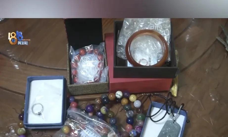 老人手上有钱，也很难守住！六十岁老汉把一百多万存款，全部花在抖音购物上了，买几千