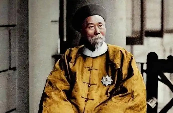 可当时的中国马上就要爆发内战，蒋介石觉得接手琉球得派兵驻守，还得花不少资源，这会