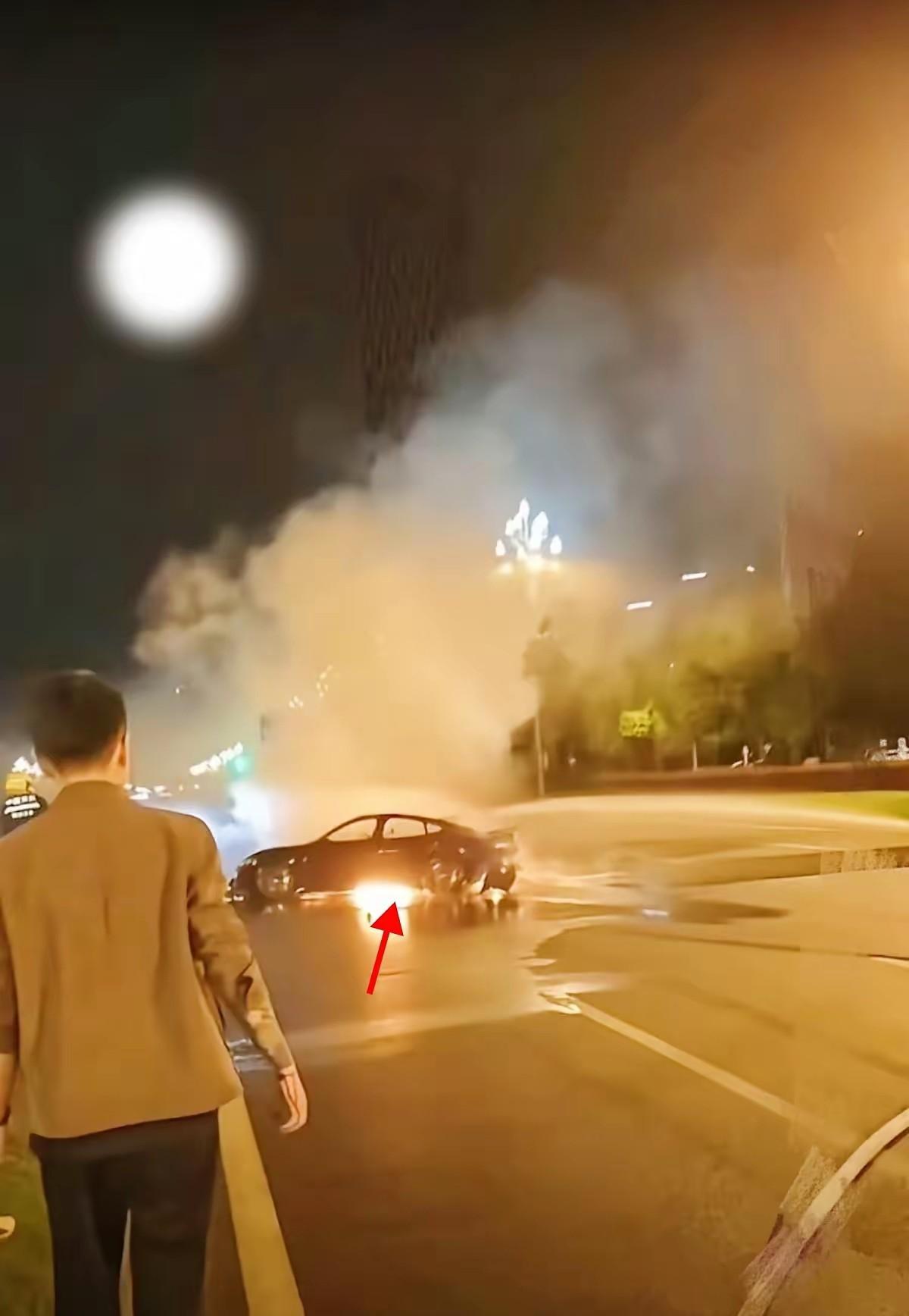 这是什么车？你猜是油车还是电车。