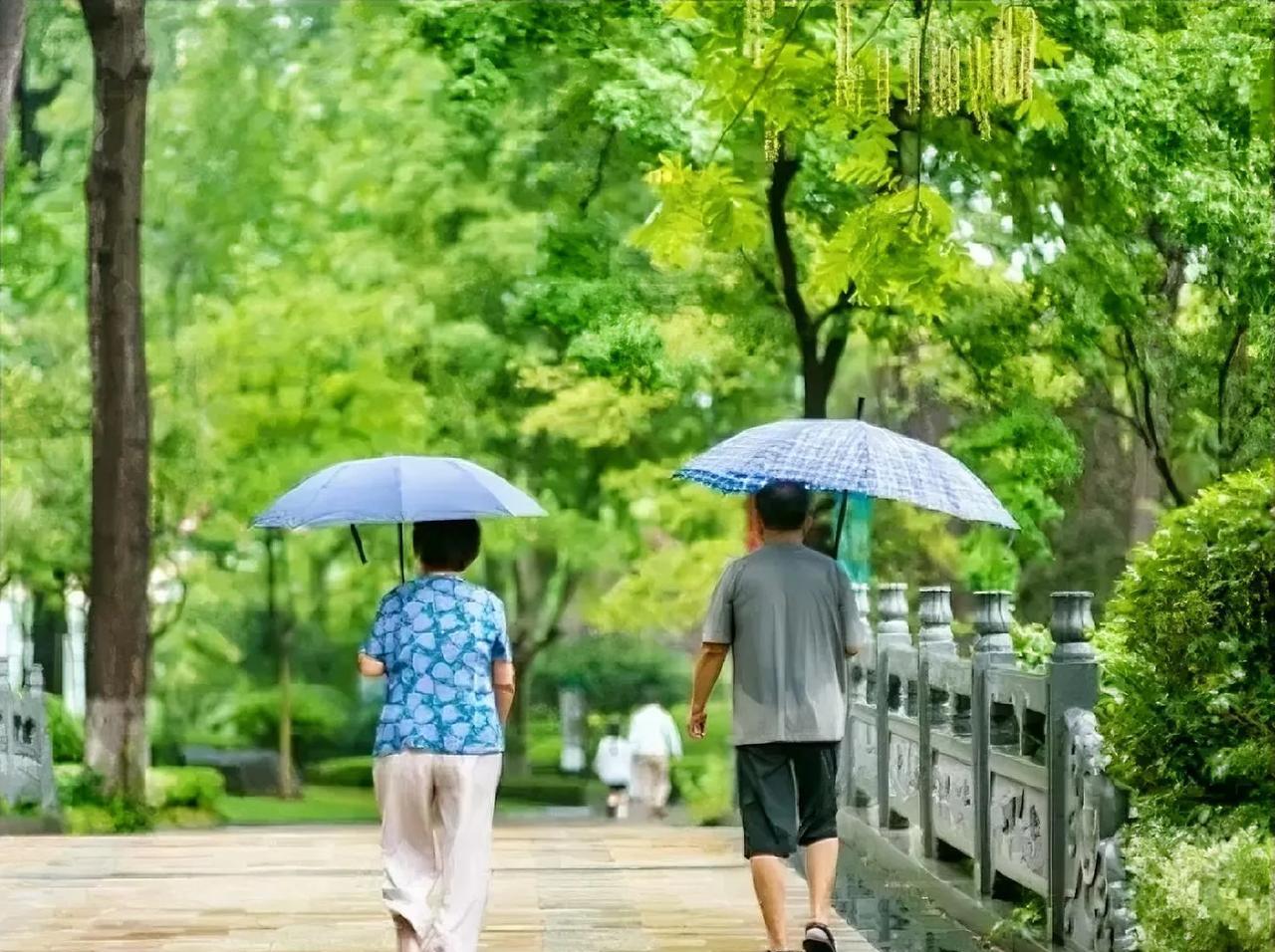 一段非常扎心的话：
“如果50岁你还没有死，那么你已经超越一半的人了;如果60岁