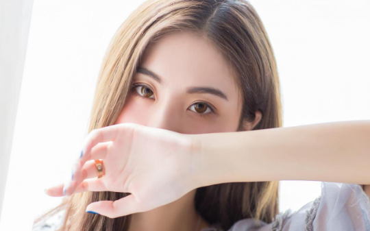 小三怀孕后未婚夫逼我分手，我冷笑同意，半年后孩子出生他却崩溃