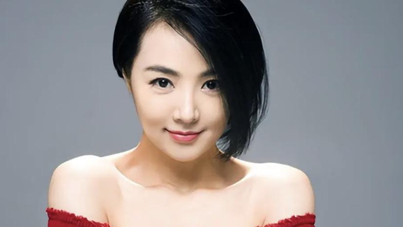 姜文问她“敢脱吗？”她霸气回怼，这女人骨子里就带着一股“狠劲儿”！