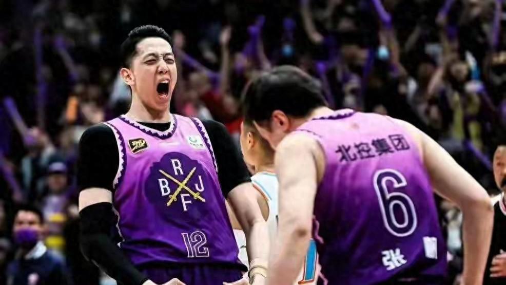 揭幕战北控对阵山东，张庆鹏全力争胜，有优势，也有短板！