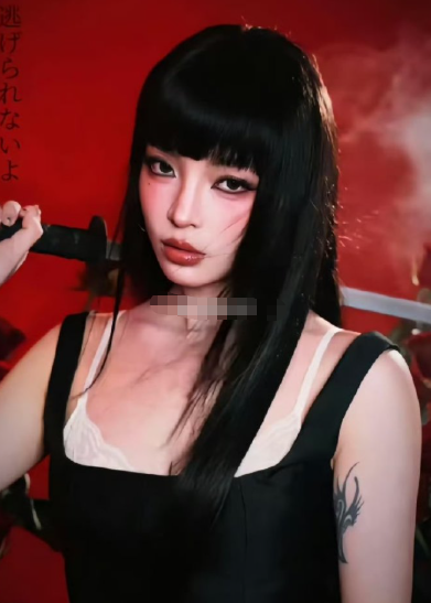 这件事让人看到VaVa性格里很直爽的一面。她觉得被阴阳了就直接去问，没得到满意答