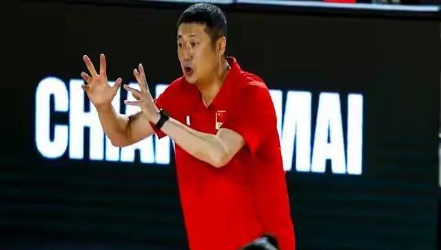 赵勇比蔡斌强多少？
有一点一点都不强
那就是都没有核心
以前李盈莹就是核心
可是