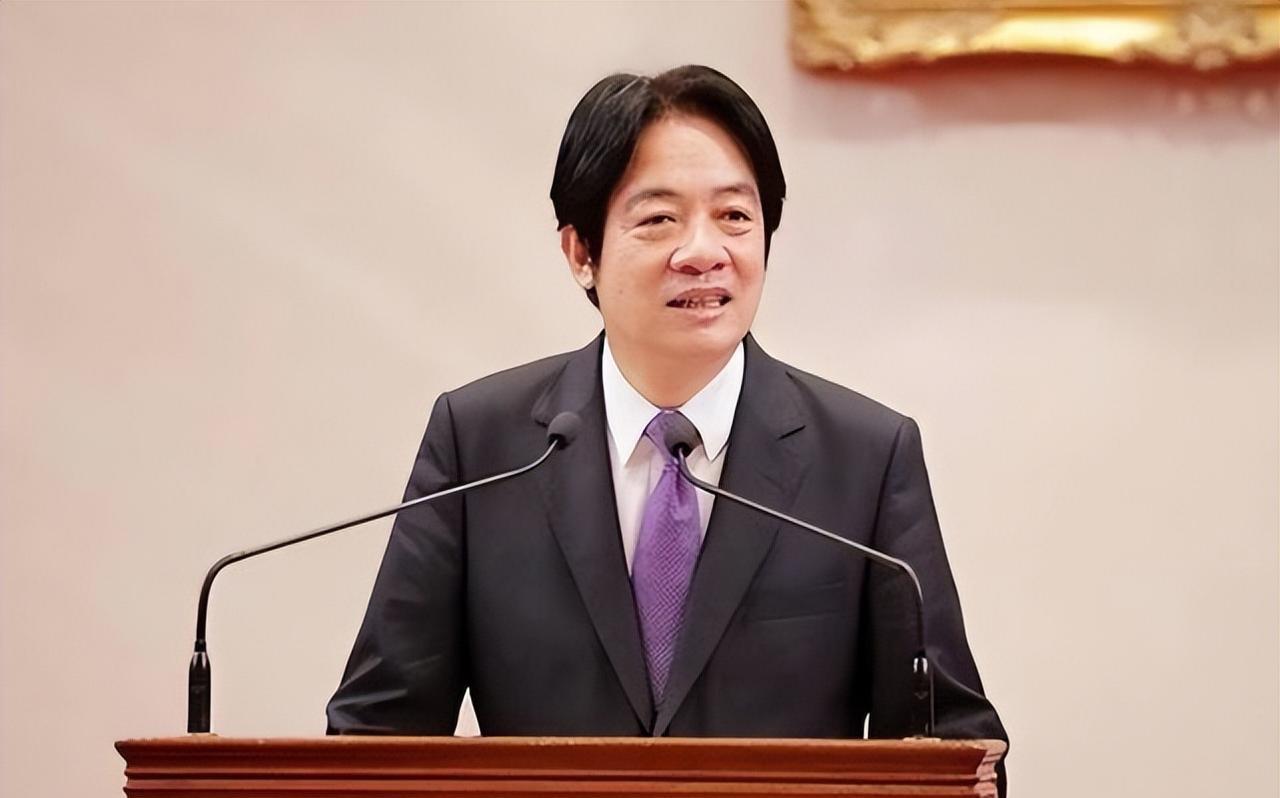 赖清德当局上台以来，顽固坚持“台独”分裂路线，大搞“去中国化”，他们的祖籍曝光后