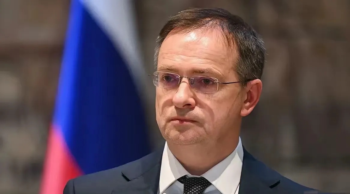 乌克兰人愤怒了。



  俄乌谈判俄罗斯代表团负责人梅津斯基在第三次会谈后表示