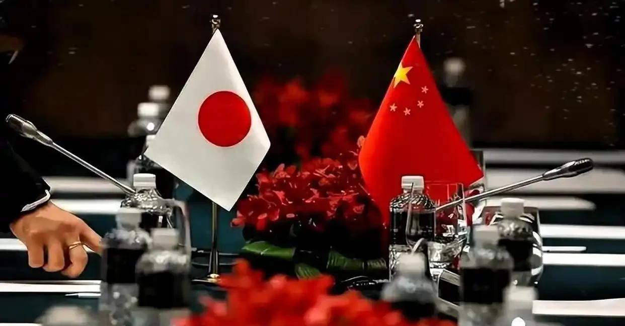 中日如果爆发冲突，日本能撑多久？
从现实角度看，中国近年海空军实力飞速提升，航母
