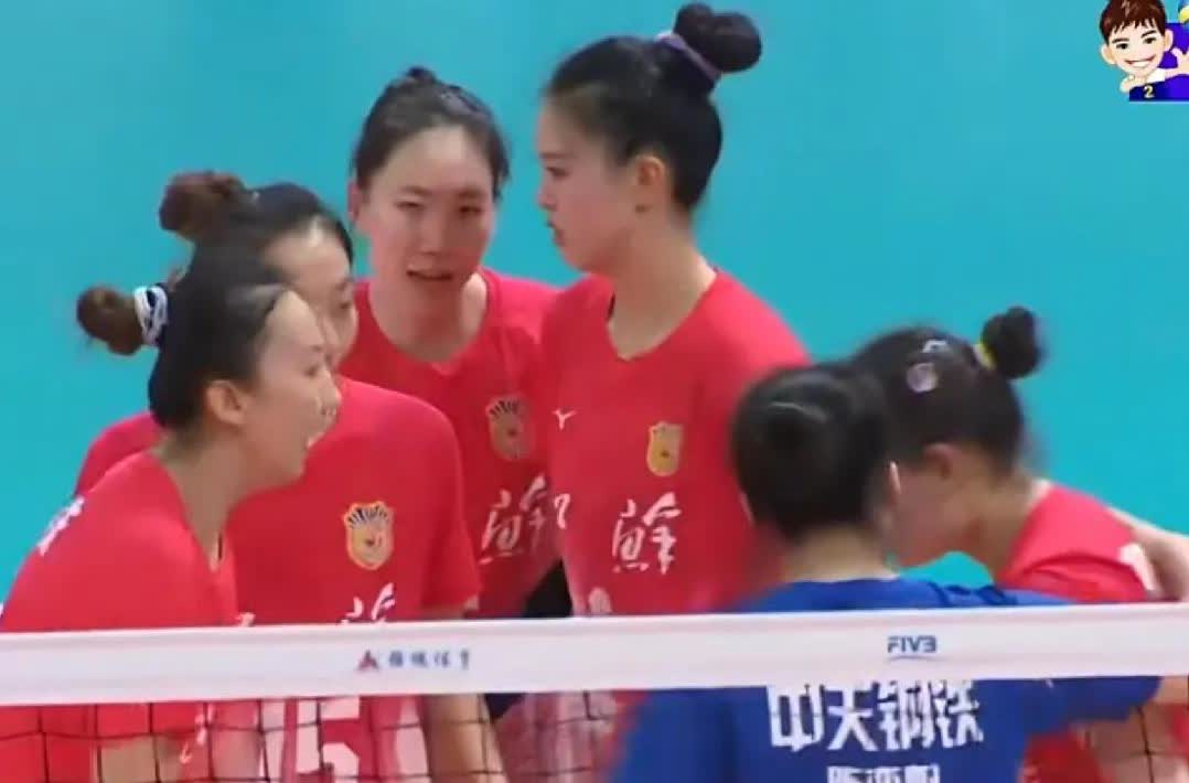 女排全国锦标赛于今日迎来了由张常宁领衔的江苏队的首秀，未曾想到，在被国家队抽走龚