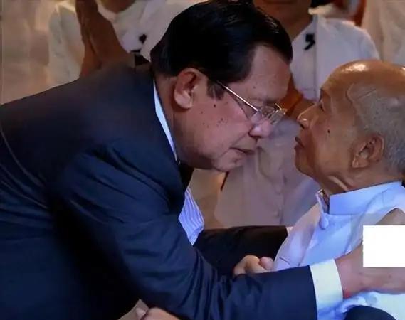 拉那烈亲王不是死于车祸，是被洪森一步步“车毁人亡”。他败给洪森不是输在权谋，而是