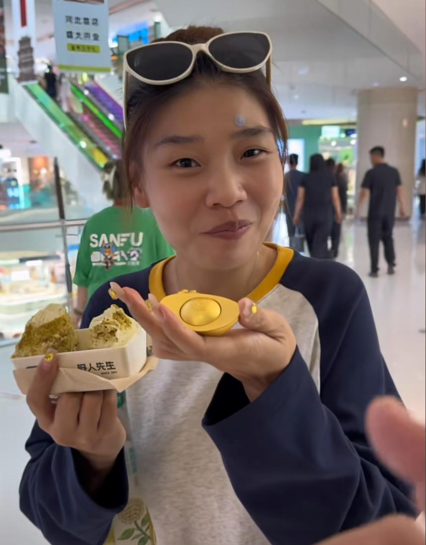 谢清帅一家发视频，套好口供却露馅了！



谢清帅率先发布视频，声称母亲患有抑郁