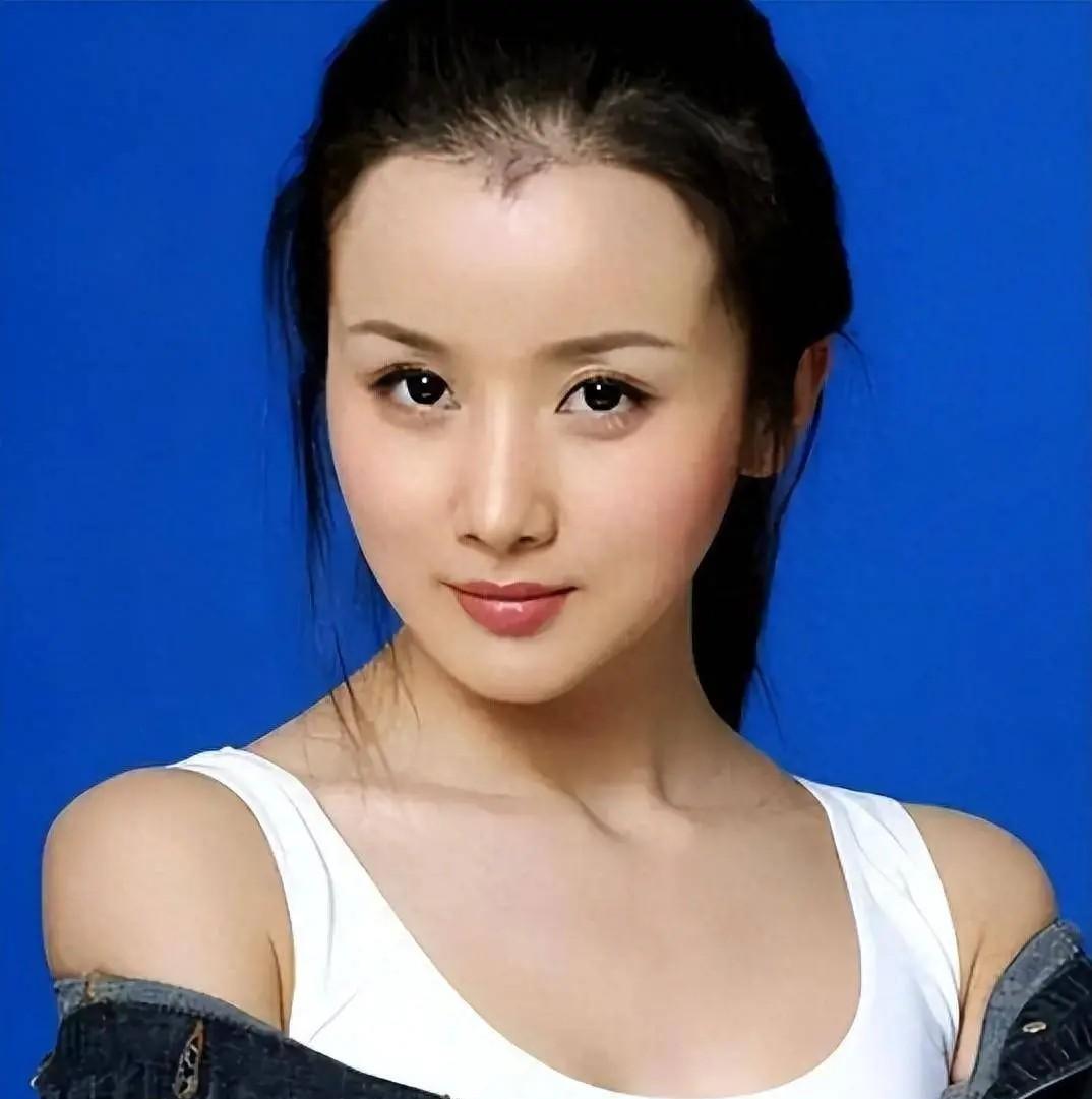 孙菲菲：“让我下定决心我和前夫离婚的事情是，我身上只剩下700块钱了，他还要让我