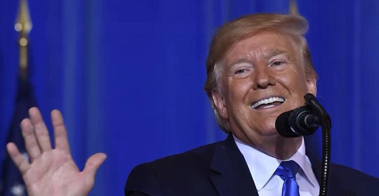 很多人以为美国放弃“战略模糊”是变强硬了。错了！真相是，国债突破36万亿、军事优