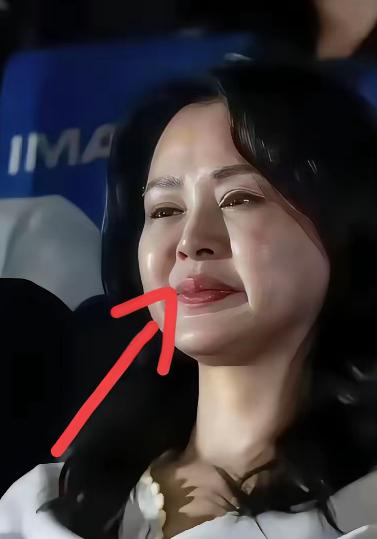 对不起！佟大为你让所有人都失望了！
本来以为你老婆整容过度你会嫌弃，没想到你不仅