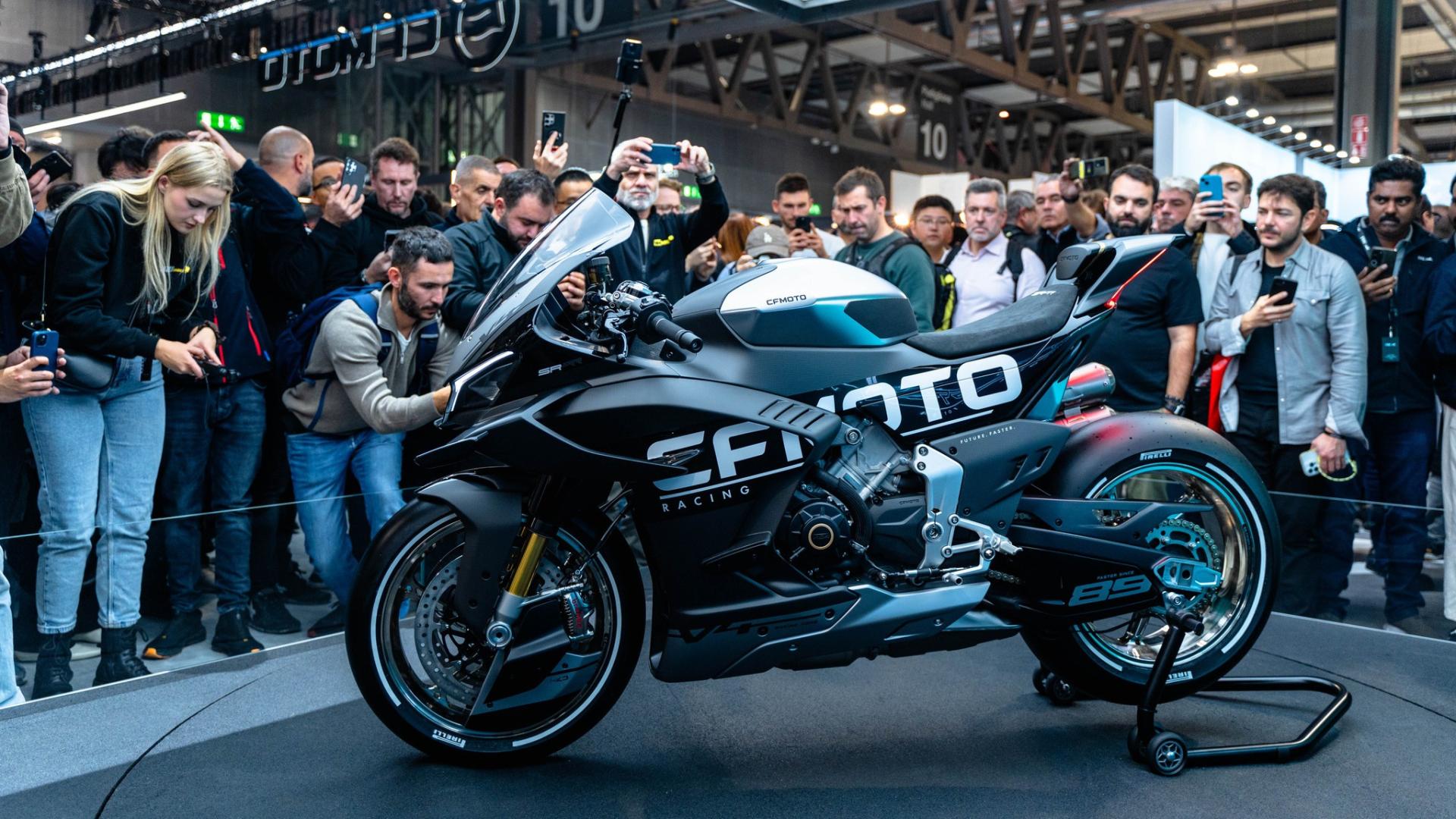 春风V4 SR-RR震撼亮相米兰，国产公升超跑跻身世界顶级