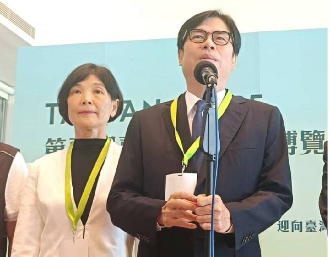 议员估高雄中正路改名得花1200万  陈其迈：道路改名依自治条例规定

台内政部