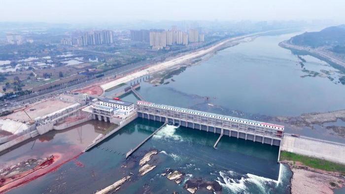 岷江彭山尖子山航电枢纽工程正式启动下闸蓄水