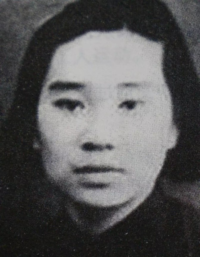 1941年7月，她被敌人带到昆承湖准备处死，此时她已被折磨的全身痉 挛，胸前的肉