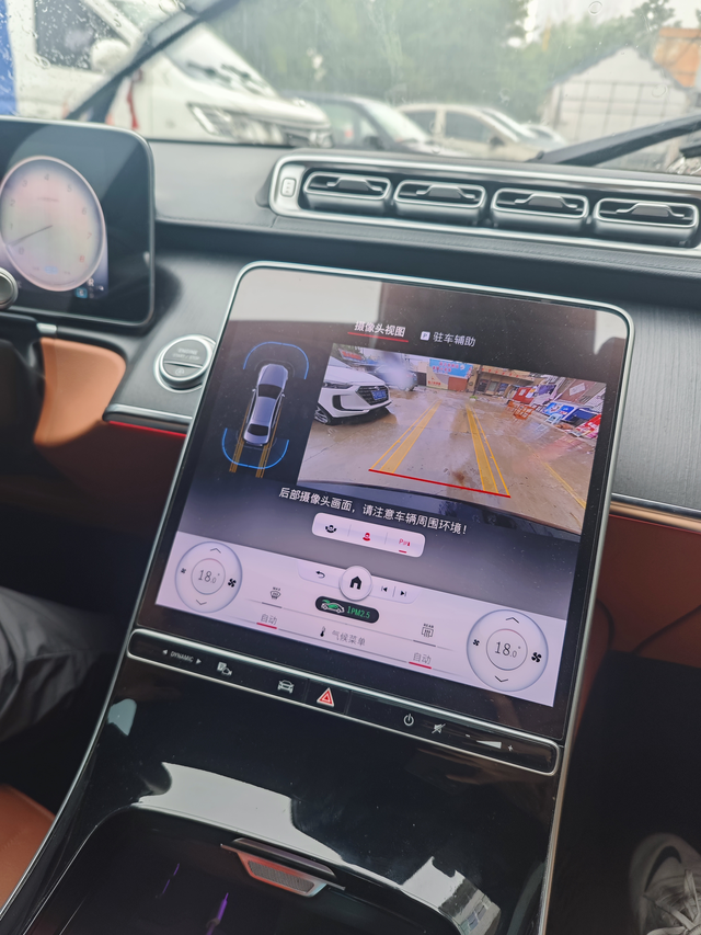 130w的车凑不出一套360影像
朋友头两年买的丐版S，那时落地还得95个，看到